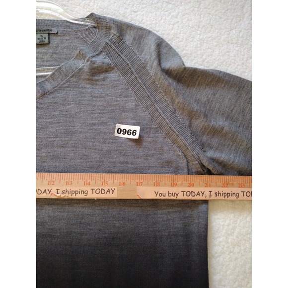 Johnston & Murphy Sweater Mens‎ XL V Neck  Grey Black Ombre 100% Merino Wool - Picture 6 of 7